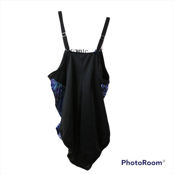 Dream shaper plus size one piece bathing suit - Picture 2 of 8
